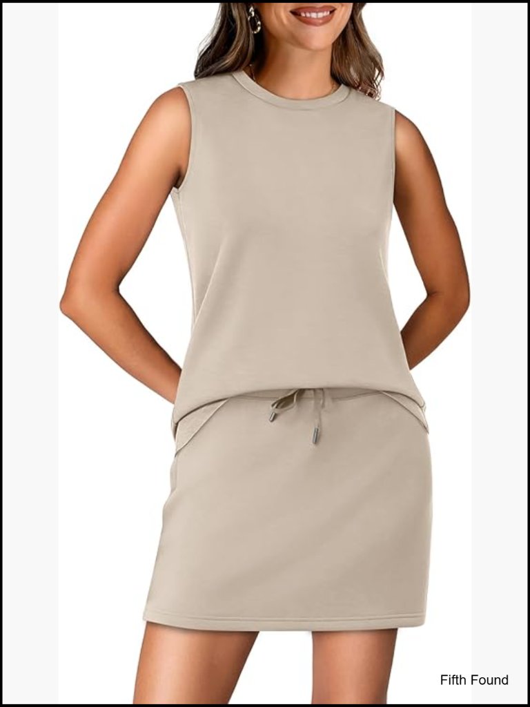 Women's Tennis Skirt Set With Built-In Shorts Sleeveless Crewneck Top